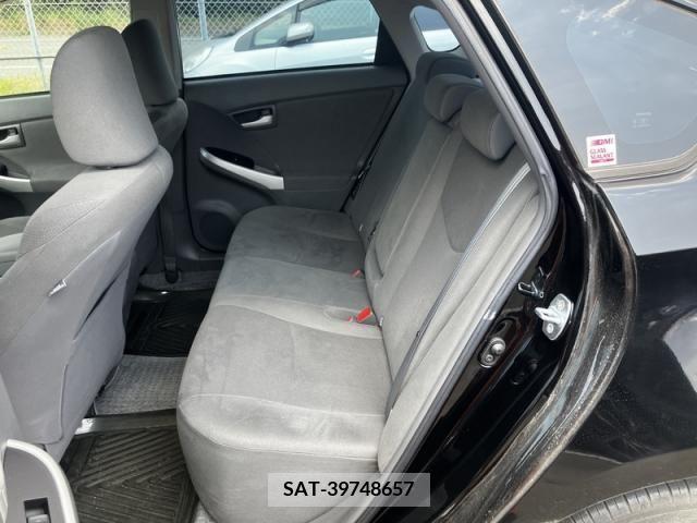 Toyota PRIUS 2011-11 353017-12