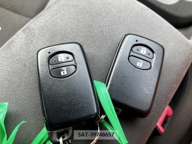 Toyota PRIUS 2011-11 353017-28