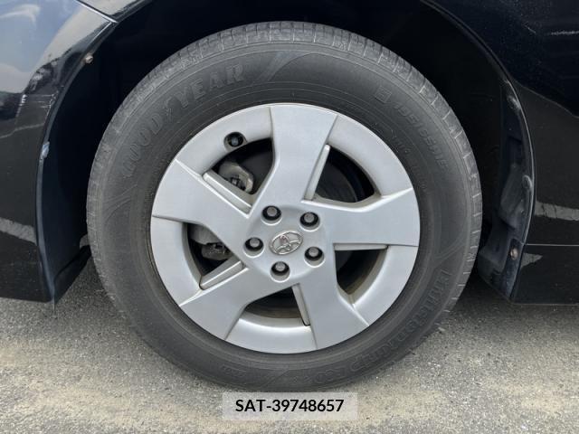 Toyota PRIUS 2011-11 353017-18