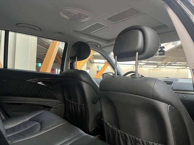 Mercedes Benz E-CLASS 2001-01 194580-17