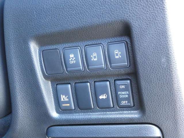 Nissan ELGRAND 2016-01 6500-17