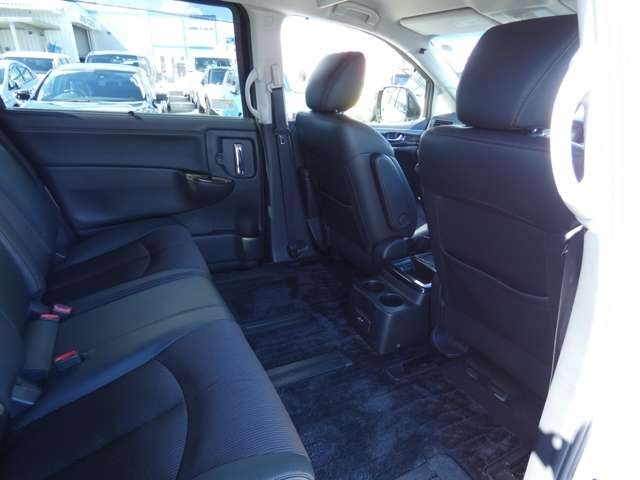 Nissan ELGRAND 2016-01 6500-27