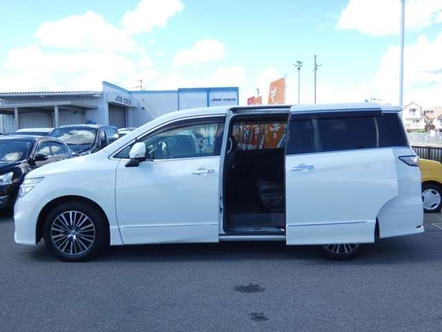 Nissan ELGRAND 2016-01 6500-7