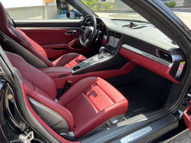 Porsche 911 2016-10 5899-23
