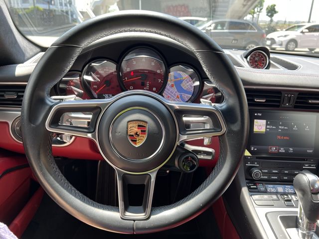 Porsche 911 2016-10 5899-18