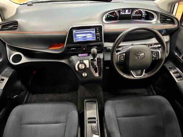 Toyota SIENTA 2016-10 191715-1