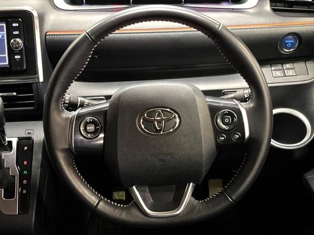Toyota SIENTA 2016-10 191715-11