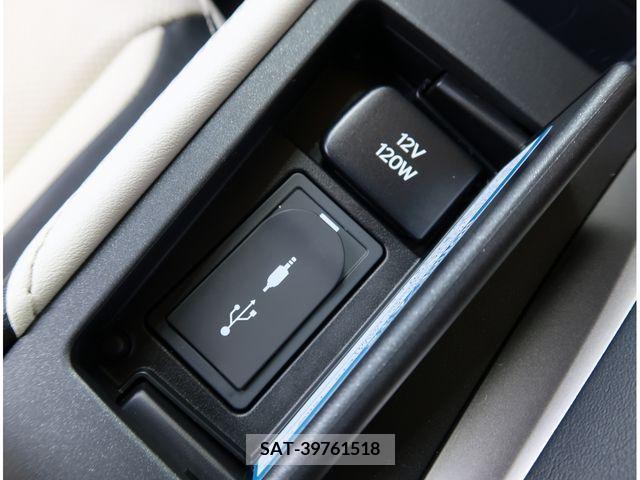 Lexus CT 2018-03 353910-13