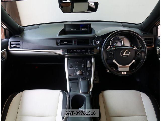 Lexus CT 2018-03 353910-5