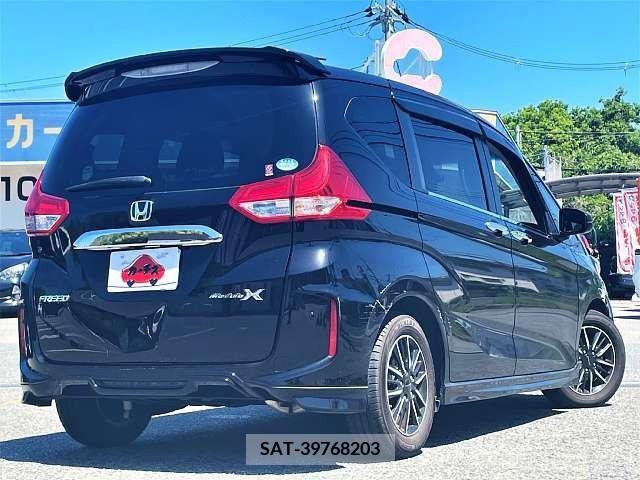 Honda FREED 2019-05 270352-2