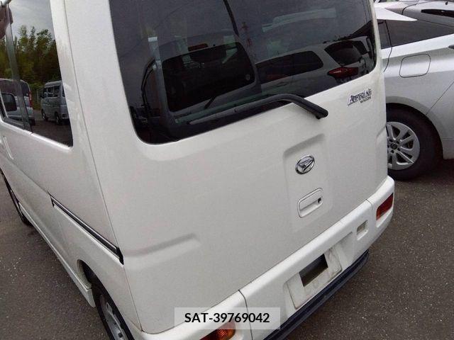 Daihatsu ATRAI WAGON 2018-02 326094-13