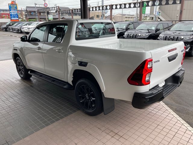 Toyota HILUX 2022-05 7817-5