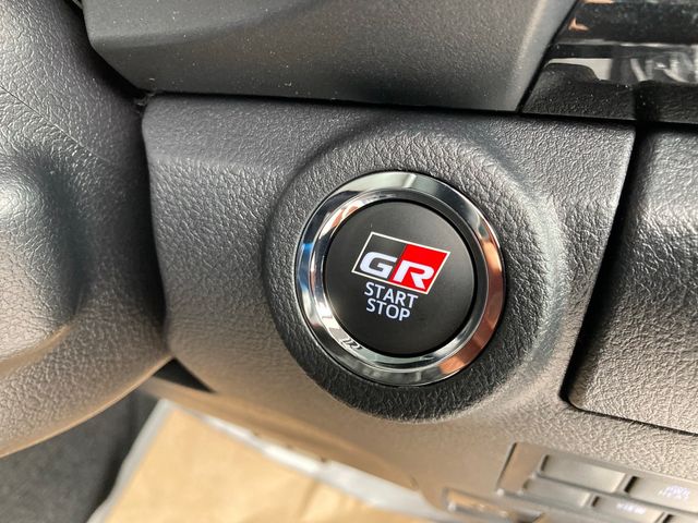 Toyota HILUX 2022-05 7817-15