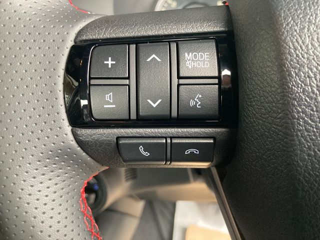 Toyota HILUX 2022-05 7817-18