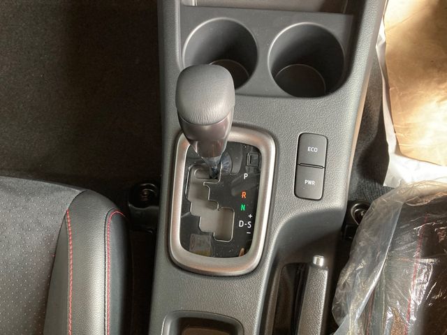 Toyota HILUX 2022-05 7817-25