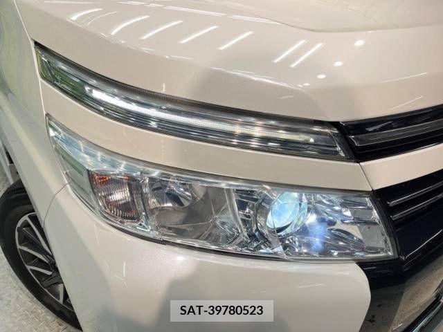 Toyota VOXY 2015-08 288935-13