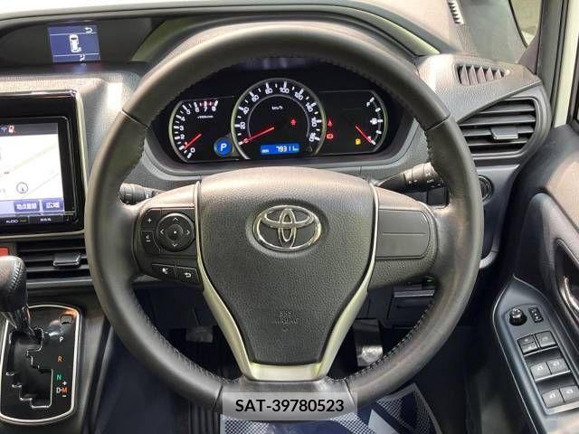 Toyota VOXY 2015-08 288935-12