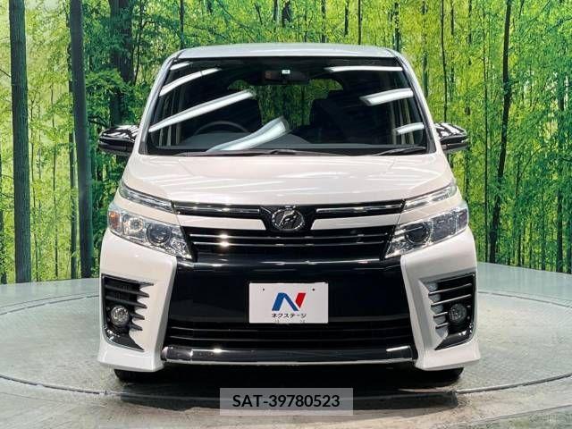 Toyota VOXY 2015-08 288935-15