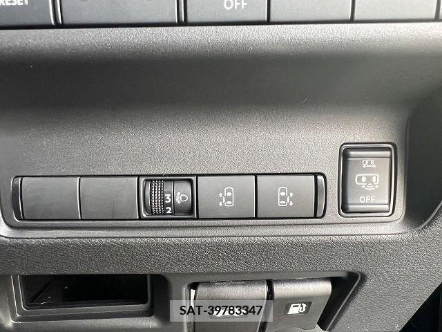Nissan SERENA 2023-03 346843-9