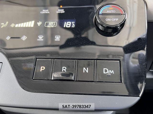 Nissan SERENA 2023-03 346843-12