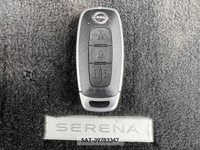 Nissan SERENA 2023-03 346843-27