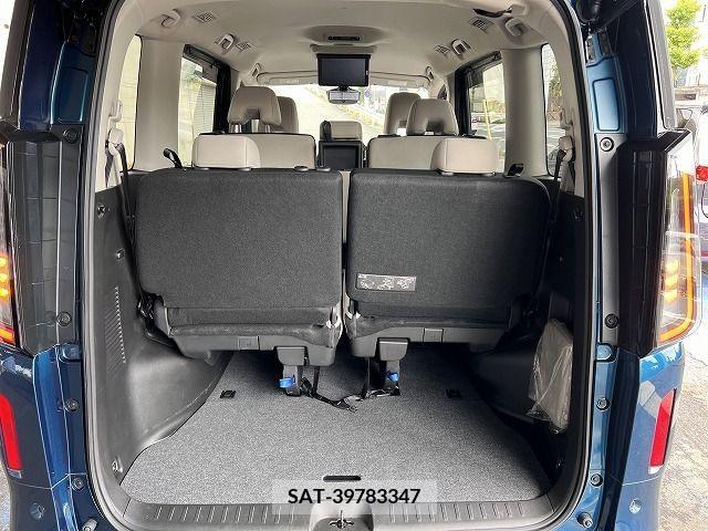 Nissan SERENA 2023-03 346843-22