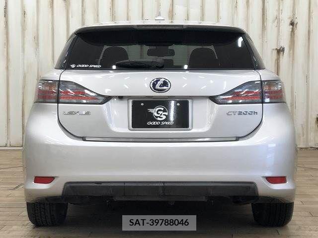 Lexus CT 2011-02 224059-12