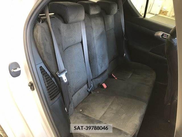 Lexus CT 2011-02 224059-9