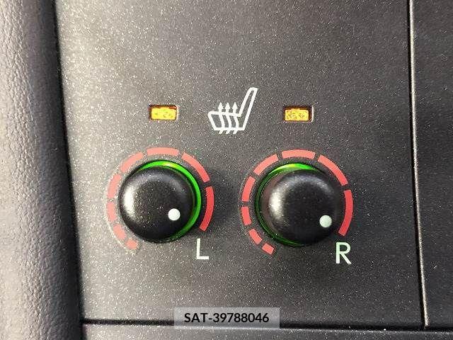 Lexus CT 2011-02 224059-5