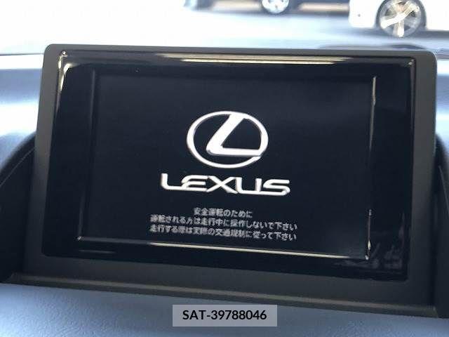 Lexus CT 2011-02 224059-2