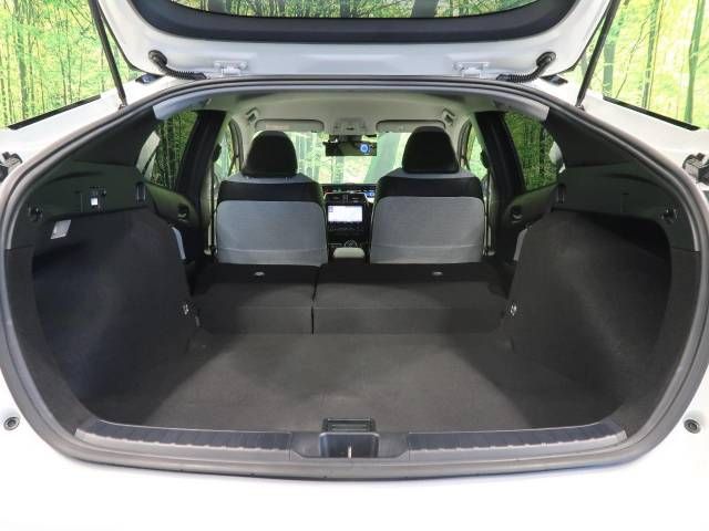 Toyota PRIUS 2016-05 185142-10