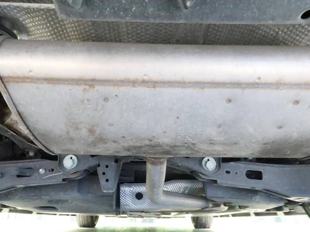 Toyota PRIUS 2016-05 185142-19