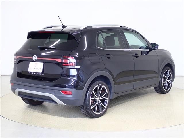 VolksWagen T-CROSS 2020-11 181758-3