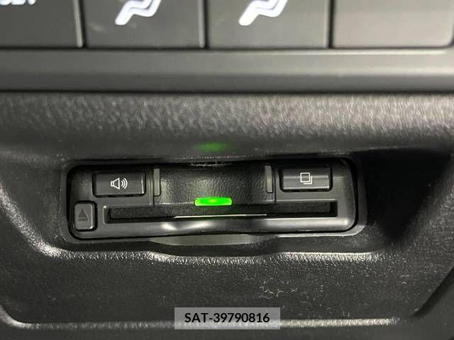Mazda MAZDA3 2019-07 225074-7