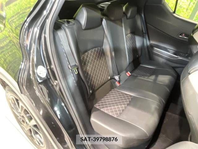 Toyota C-HR 2019-05 221420-10