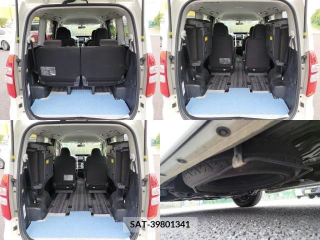 Toyota NOAH 2012-03 386174-7