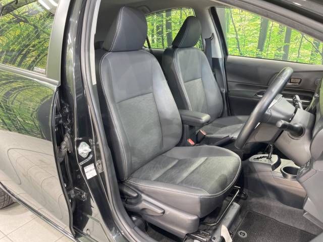 Toyota AQUA 2013-12 182308-8