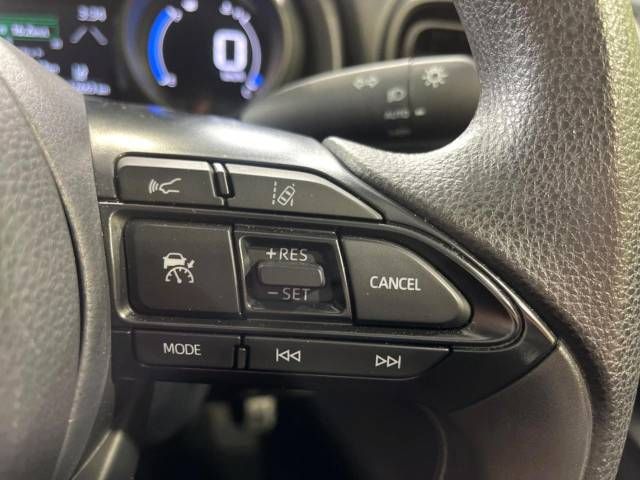Toyota YARIS CROSS 2023-04 194661-6