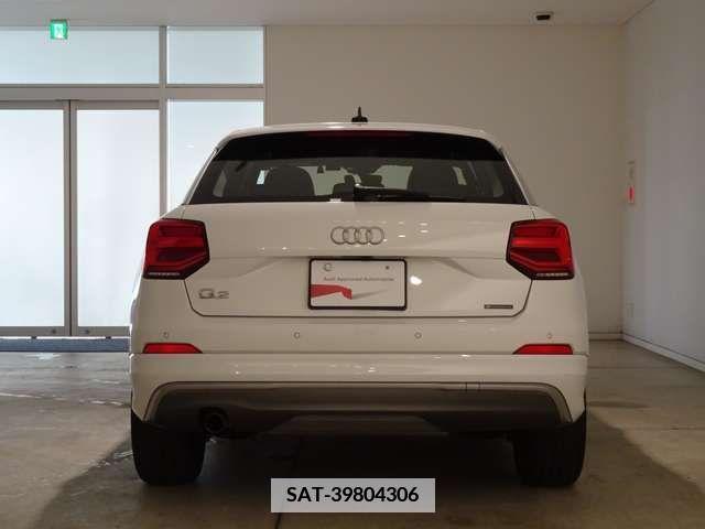 Audi Q2 2020-08 356581-3