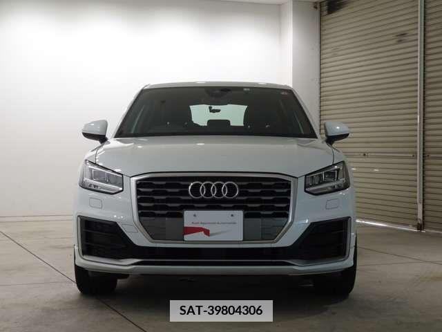 Audi Q2 2020-08 356581-2