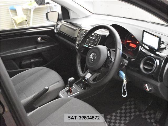 VolksWagen UP! 2015-12 320247-14