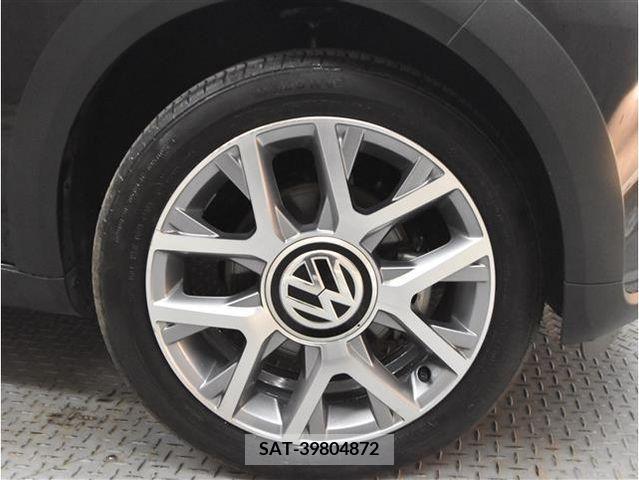 VolksWagen UP! 2015-12 320247-13