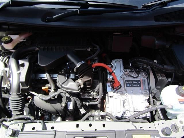 Nissan NOTE 2021-01 9654-28