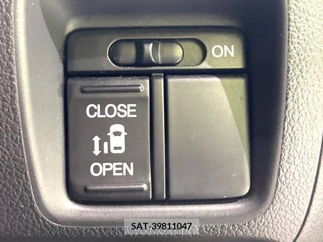 Honda N BOX CUSTOM 2012-02 328048-4