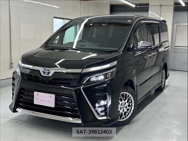 Toyota VOXY 2021-06 256548-0