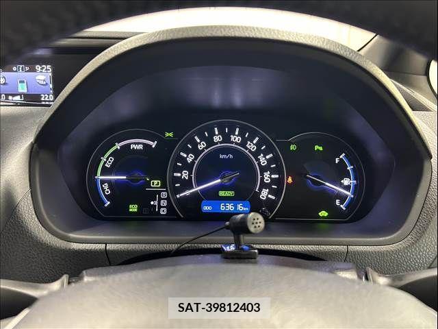 Toyota VOXY 2021-06 256548-16