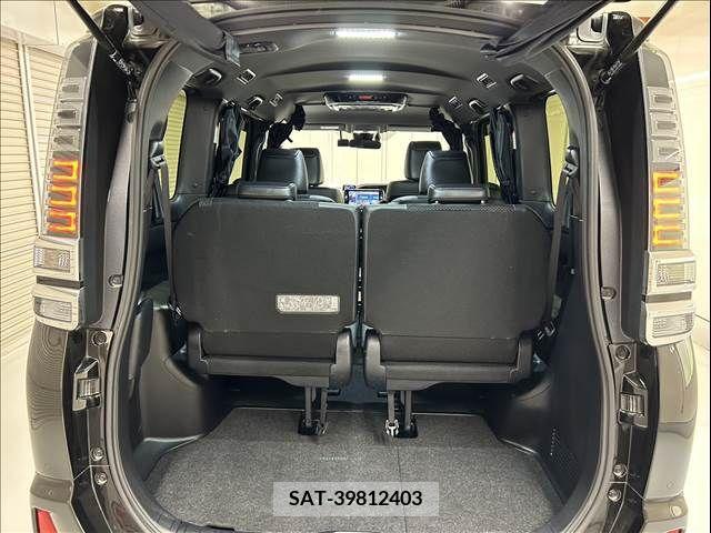 Toyota VOXY 2021-06 256548-15