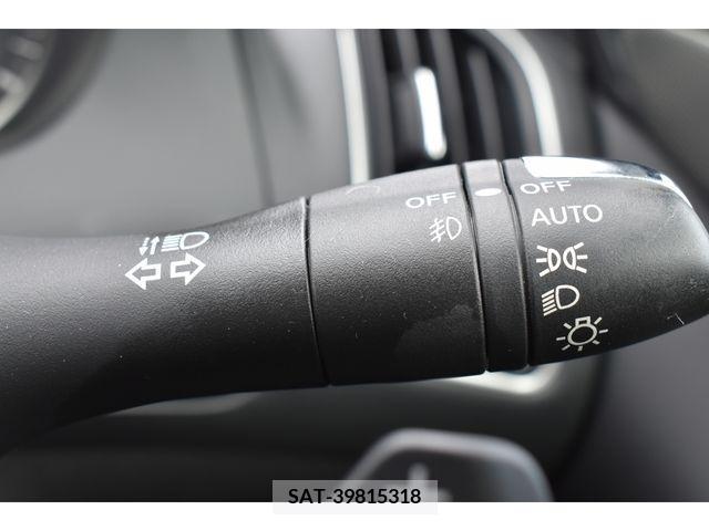 Nissan SKYLINE 2019-02 215926-15