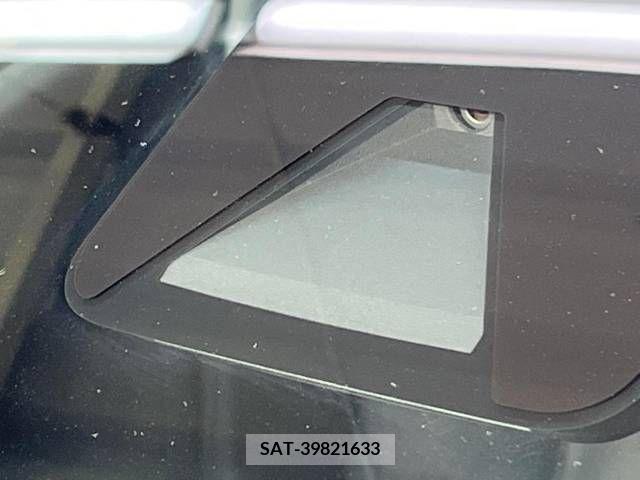 Toyota AQUA 2021-08 223608-2