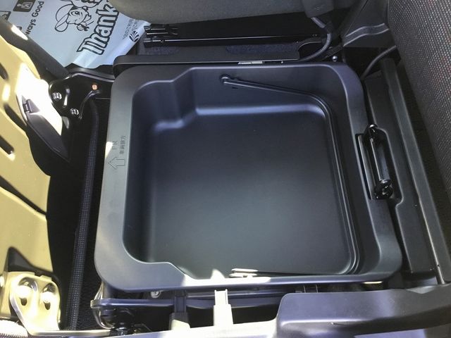 Suzuki SPACIA 2022-10 28181-16